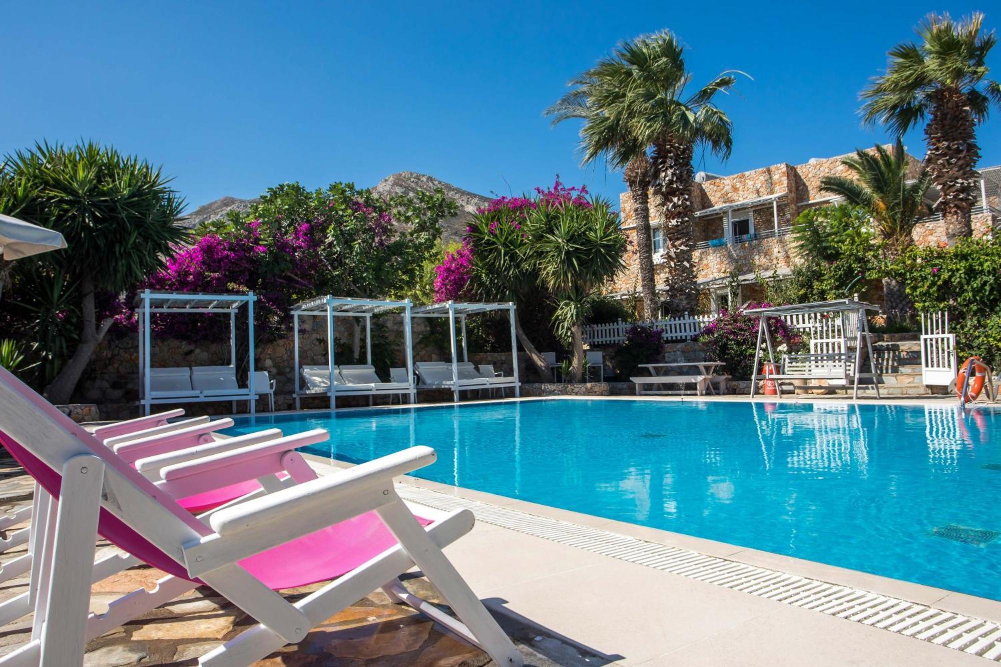 Hotel Irini Livadia  Exterior photo
