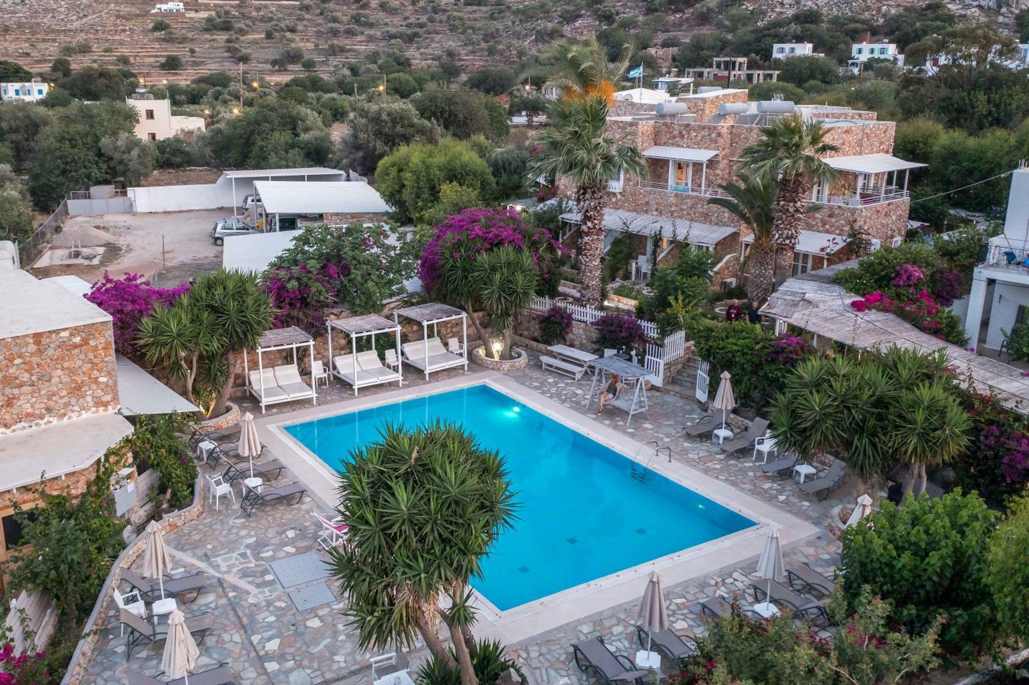 Hotel Irini Livadia  Exterior photo