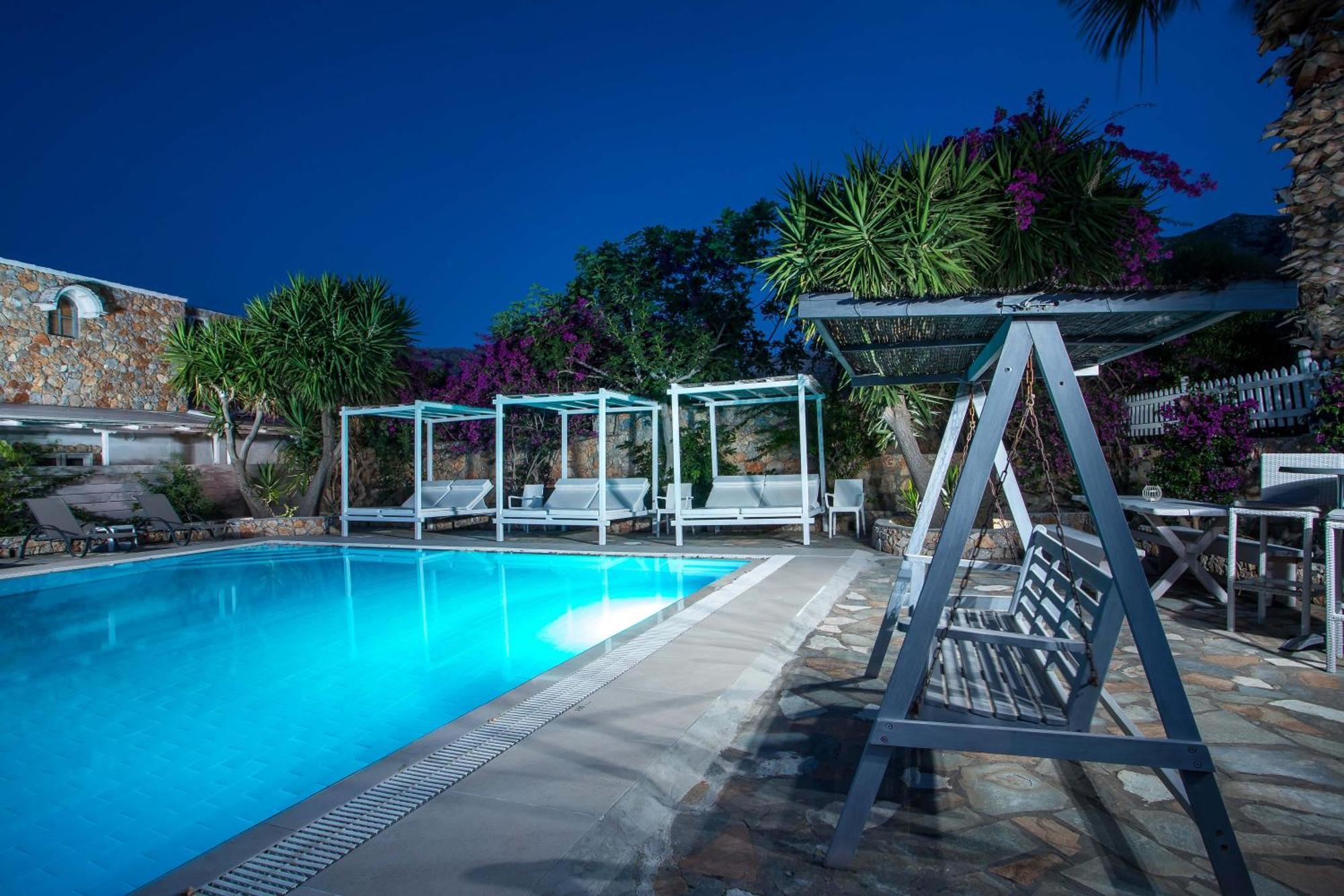 Hotel Irini Livadia  Exterior photo