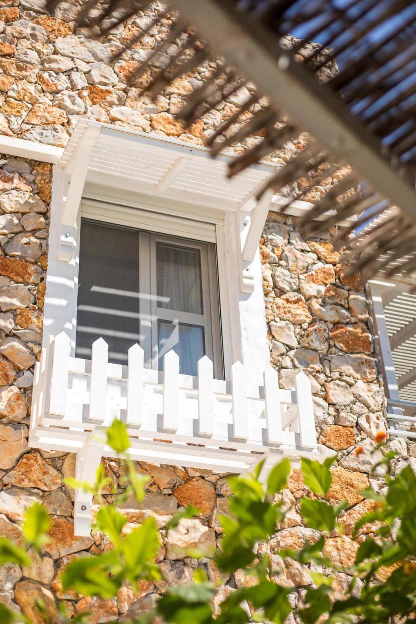 Hotel Irini Livadia  Exterior photo