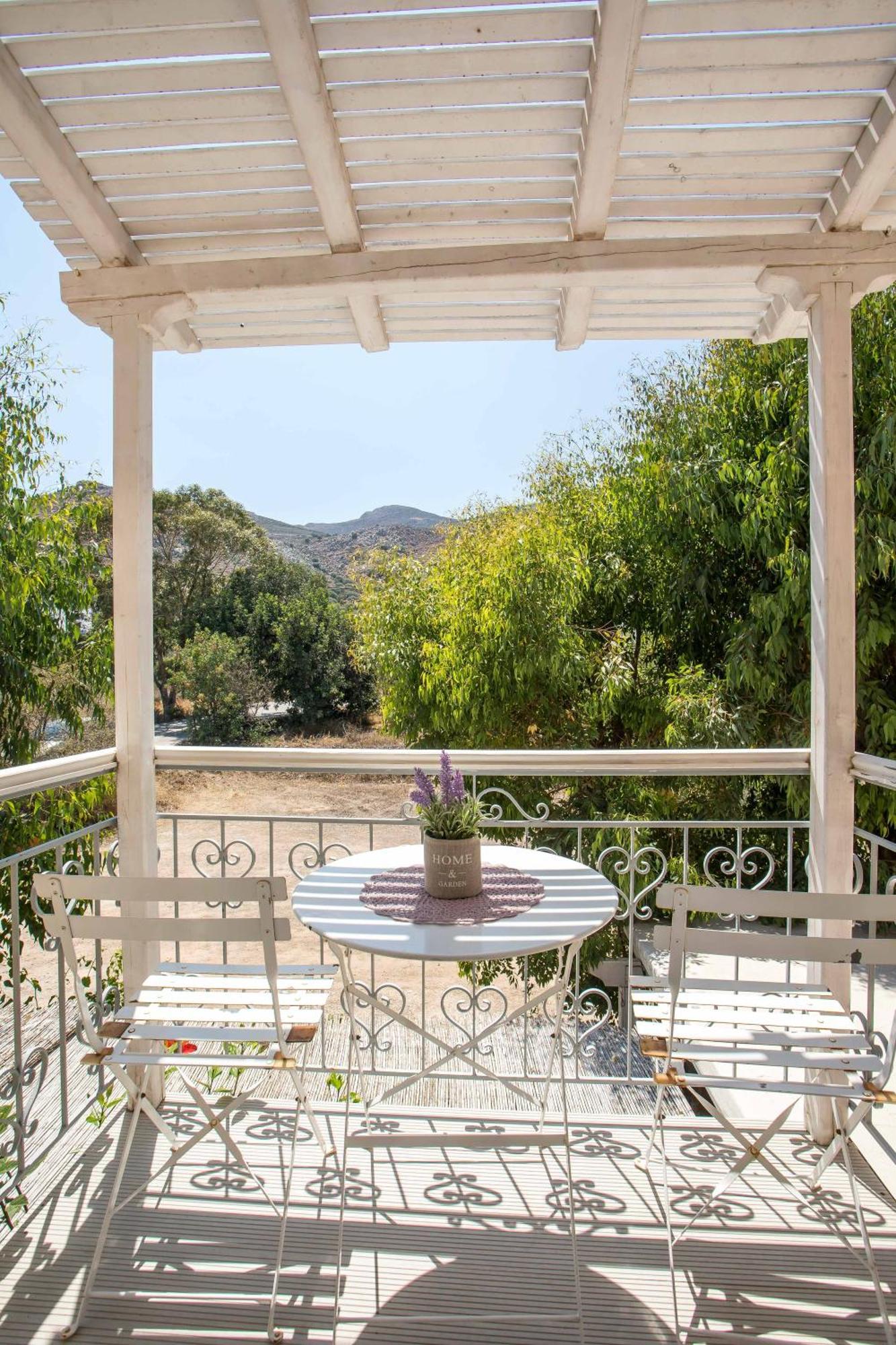 Hotel Irini Livadia  Exterior photo