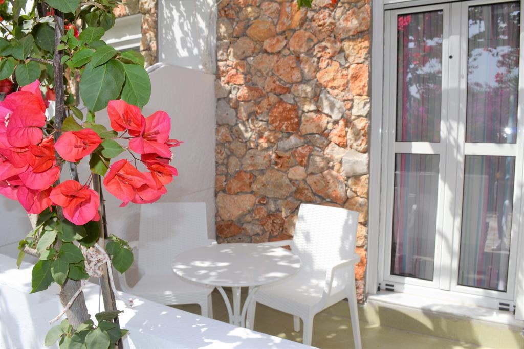 Hotel Irini Livadia  Exterior photo